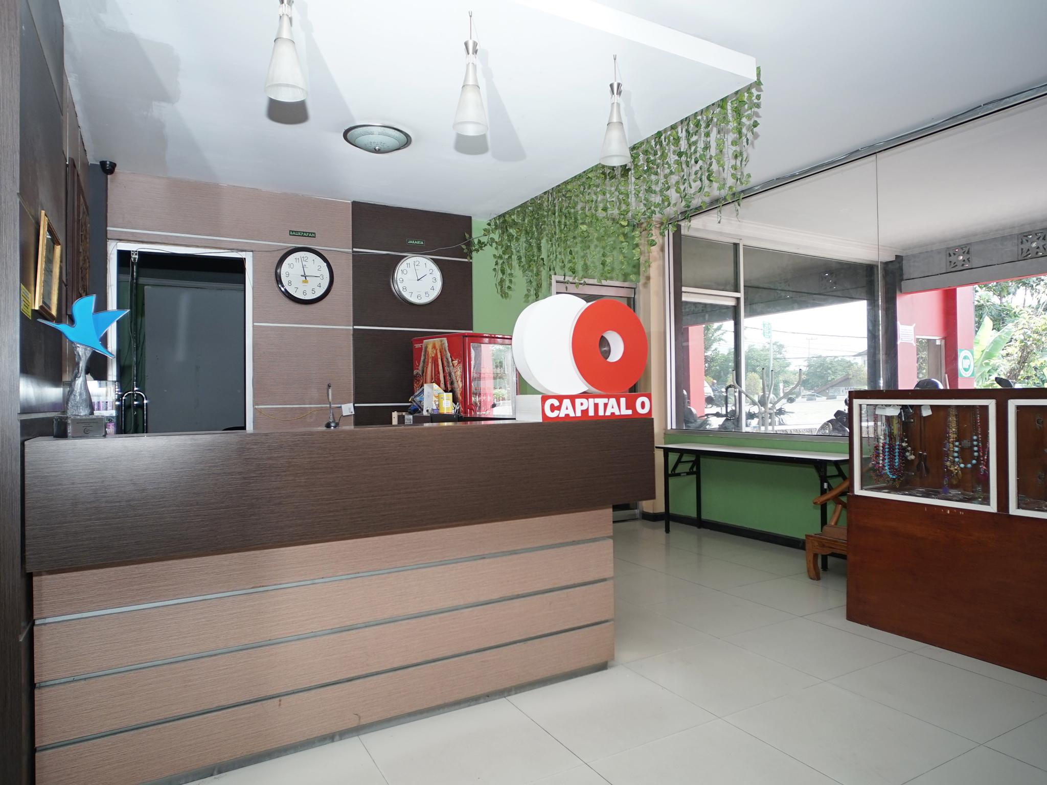 Capital O 2885 Hemra Hotel Balikpapan  Eksteriør bilde